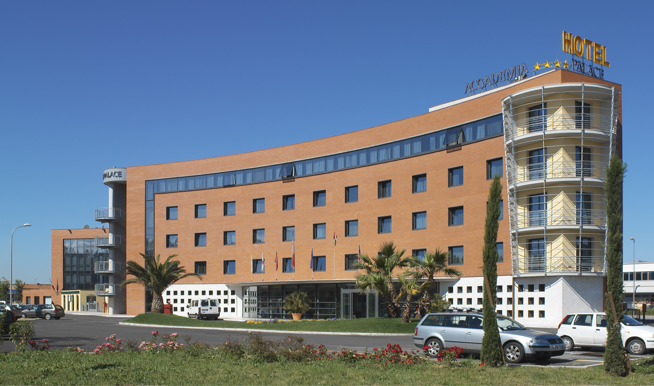 Vista dell'ingresso principale